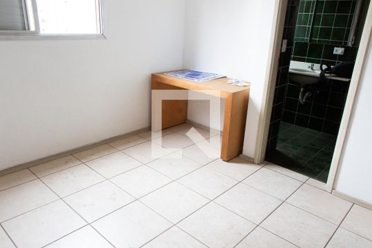 Quarto de apartamento à venda com 1 quarto, 51m² em Centro, Campinas
