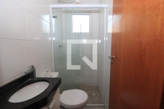 Banheiro de apartamento para alugar com 2 quartos, 30m² em Penha de França, São Paulo