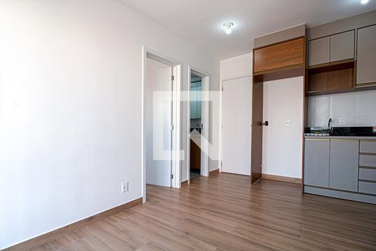 sala_3 de apartamento para alugar com 2 quartos, 37m² em Ipiranga, São Paulo