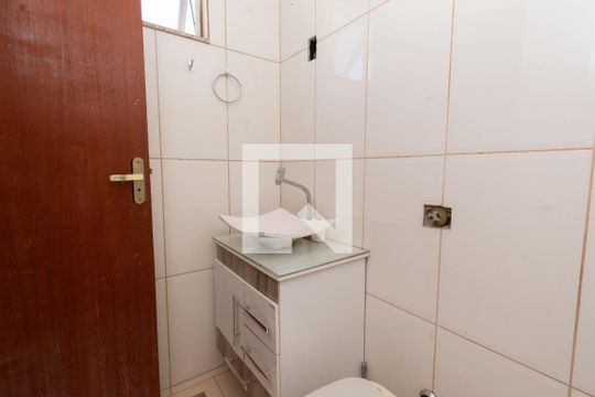 Casa 1 - Banheiro de casa à venda com 4 quartos, 180m² em Solar do Barreiro (barreiro, Belo Horizonte