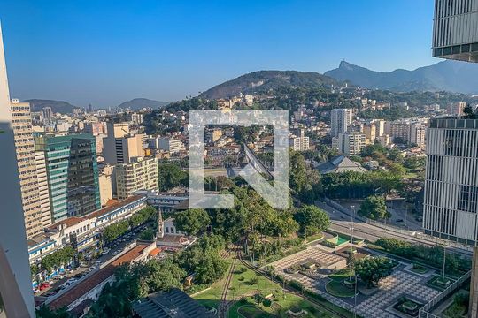 Vista de kitnet/studio para alugar com 1 quarto, 25m² em Centro, Rio de Janeiro