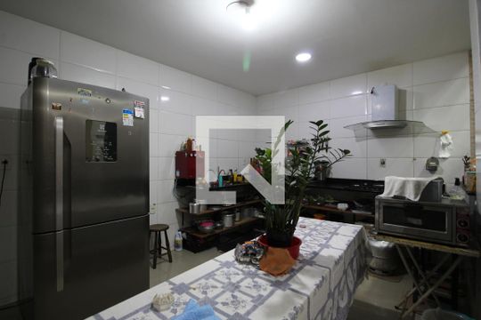 Cozinha de casa de condomínio à venda com 3 quartos, 350m² em Freguesia (jacarepaguá), Rio de Janeiro