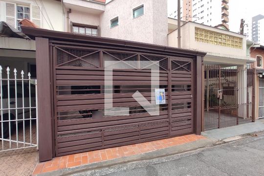 Fachada de casa à venda com 2 quartos, 214m² em Vila Santa Teresa, Santo André