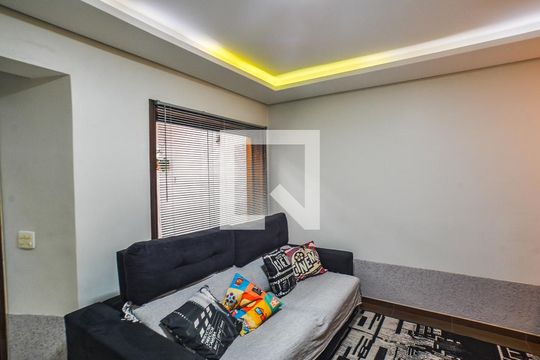 Casa à venda com 2 quartos, 214m² em Vila Santa Teresa, Santo André
