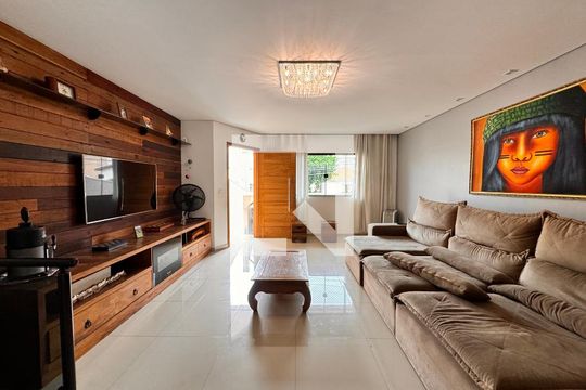 Sala de casa à venda com 3 quartos, 212m² em Parque das Nações, Santo André