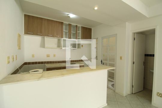 Cozinha de casa de condomínio à venda com 3 quartos, 81m² em Jacarepaguá, Rio de Janeiro