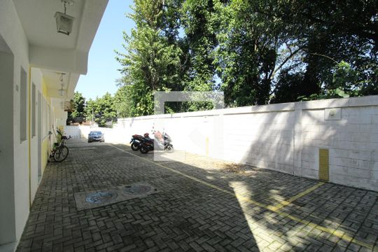 Área comum - Vagas  de casa de condomínio à venda com 3 quartos, 81m² em Jacarepaguá, Rio de Janeiro