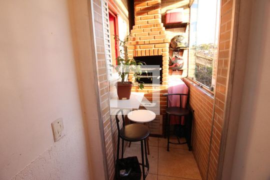 Sala de casa à venda com 2 quartos, 45m² em Padroeira, Osasco