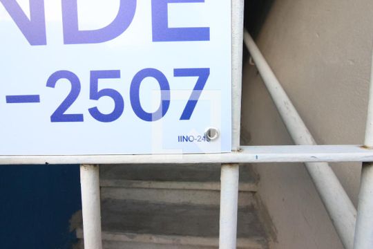 Placa de casa à venda com 2 quartos, 45m² em Padroeira, Osasco