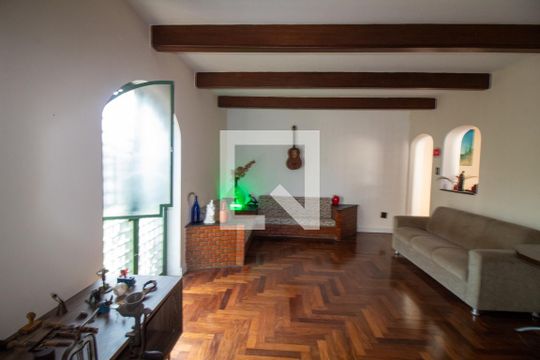 Sala de casa à venda com 2 quartos, 220m² em Chácara Santo Antônio (zona Sul), São Paulo