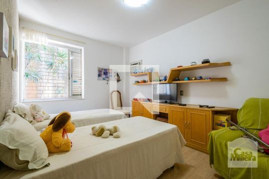 quarto de apartamento à venda com 4 quartos, 180m² em Santa Lúcia, Belo Horizonte