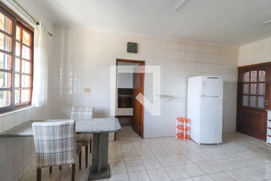 Cozinha de casa à venda com 4 quartos, 408m² em Vila Cacilda, Jundiaí