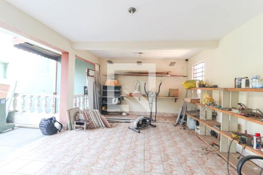 Garagem de casa à venda com 4 quartos, 408m² em Vila Cacilda, Jundiaí