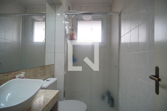 Banheiro de apartamento à venda com 2 quartos, 59m² em Vila Nova, Novo Hamburgo