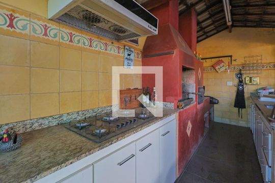 Área comum de casa de condomínio à venda com 5 quartos, 560m² em Vila do Ouro, Nova Lima