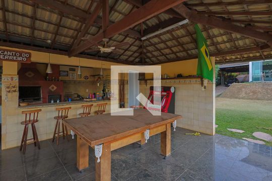 Área comum de casa de condomínio à venda com 5 quartos, 560m² em Vila do Ouro, Nova Lima