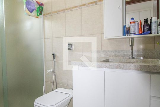 Banheiro Suíte de casa à venda com 3 quartos, 230m² em Parque Imperador, Campinas