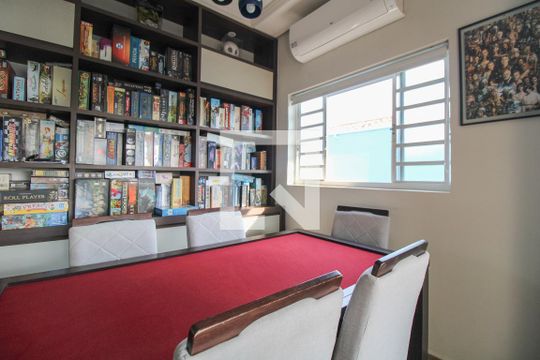 Sala de casa à venda com 3 quartos, 230m² em Parque Imperador, Campinas