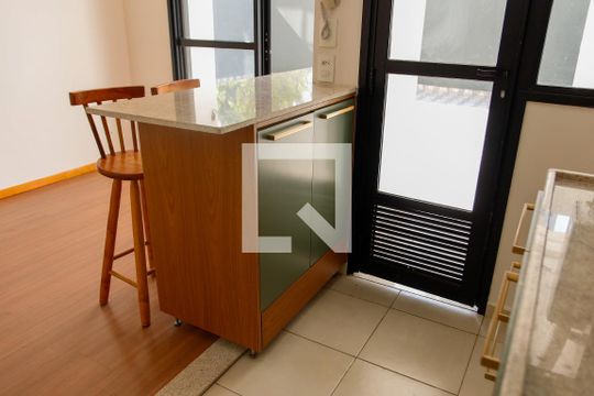cozinha de apartamento à venda com 1 quarto, 82m² em Continental, Osasco