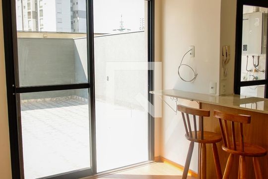 sala de apartamento à venda com 1 quarto, 82m² em Continental, Osasco