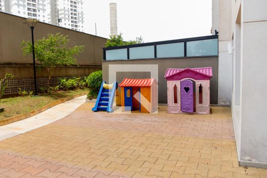 Área comum - Playground de apartamento à venda com 1 quarto, 82m² em Continental, Osasco