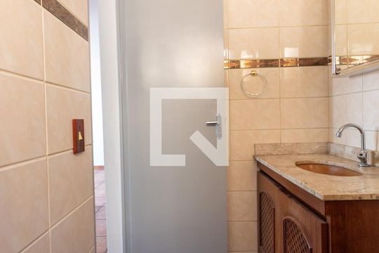 Banheiro Social de apartamento à venda com 2 quartos, 60m² em Vila Campo Grande, São Paulo