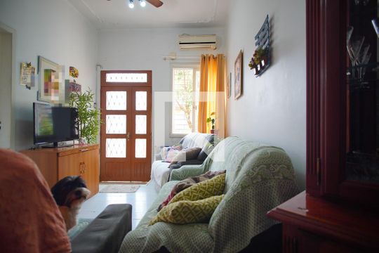 Sala de apartamento para alugar com 2 quartos, 86m² em Navegantes, Porto Alegre