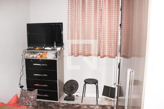 Suíte 1 de casa à venda com 6 quartos, 187m² em Guanabara, Contagem