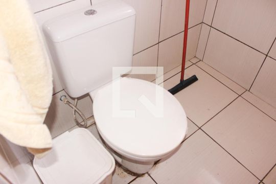 Banheiro da Suíte 1 de casa à venda com 6 quartos, 187m² em Guanabara, Contagem