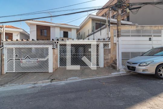 Fachada de casa à venda com 3 quartos, 139m² em Parada Inglesa, São Paulo