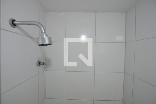 Banheiro Social de apartamento à venda com 2 quartos, 48m² em Parada de Lucas, Rio de Janeiro