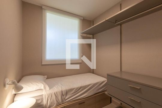 Quarto de Serviço de apartamento à venda com 4 quartos, 177m² em Vale do Sereno, Nova Lima