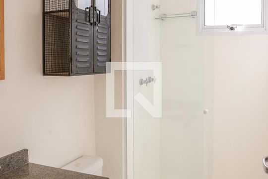 Banheiro da Suíte de apartamento à venda com 2 quartos, 70m² em Água Branca, São Paulo
