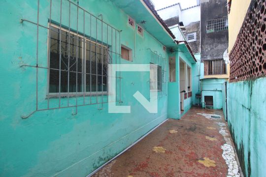 Área de Serviço de casa para alugar com 1 quarto, 60m² em Encantado, Rio de Janeiro