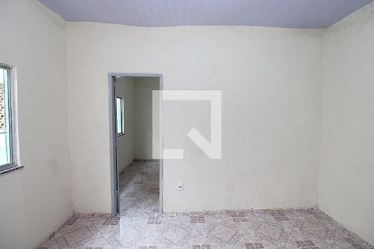 Sala de casa para alugar com 1 quarto, 60m² em Encantado, Rio de Janeiro
