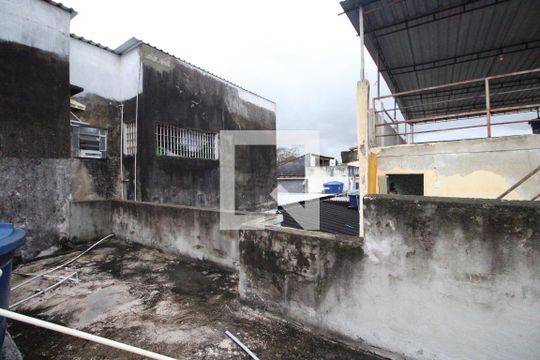 Terraço de casa para alugar com 1 quarto, 60m² em Encantado, Rio de Janeiro