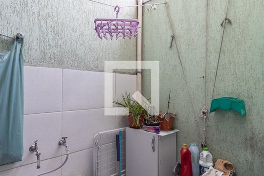 Área de Serviço de casa de condomínio para alugar com 3 quartos, 69m² em Cidade Antônio Estêvão de Carvalho, São Paulo