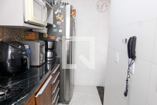Cozinha de apartamento à venda com 4 quartos, 98m² em Parque Marabá, São Paulo