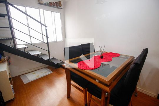 Sala de apartamento à venda com 4 quartos, 98m² em Parque Marabá, São Paulo