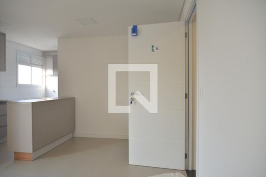 Sala de apartamento para alugar com 2 quartos, 54m² em Casa Branca, Santo André