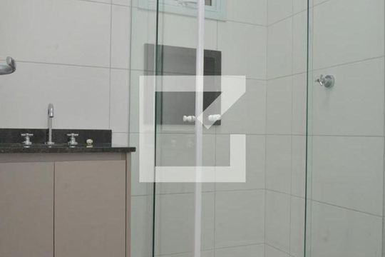 Banheiro Social de apartamento para alugar com 2 quartos, 54m² em Casa Branca, Santo André