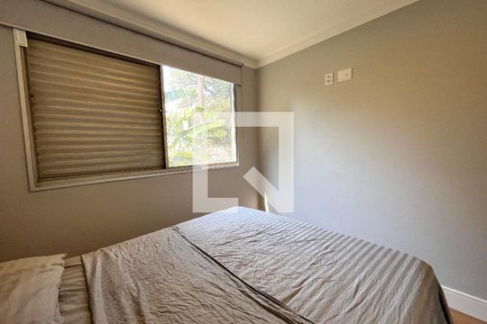Quarto 1 de apartamento à venda com 2 quartos, 60m² em Parque Jabaquara, São Paulo