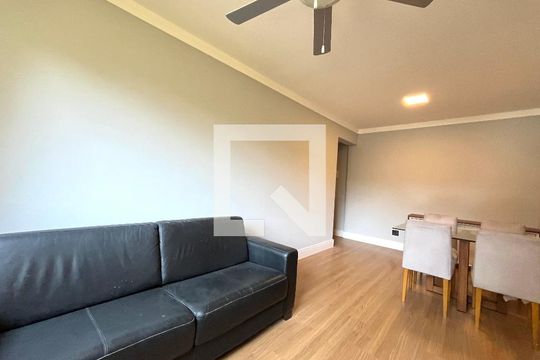 Sala de apartamento para alugar com 2 quartos, 60m² em Parque Jabaquara, São Paulo