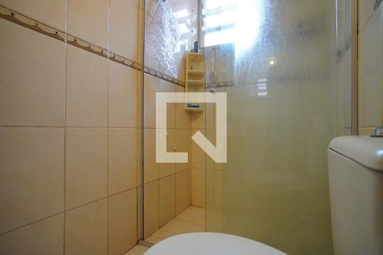 Banheiro Corredor de kitnet/studio à venda com 1 quarto, 45m² em Vila Ipiranga, Porto Alegre