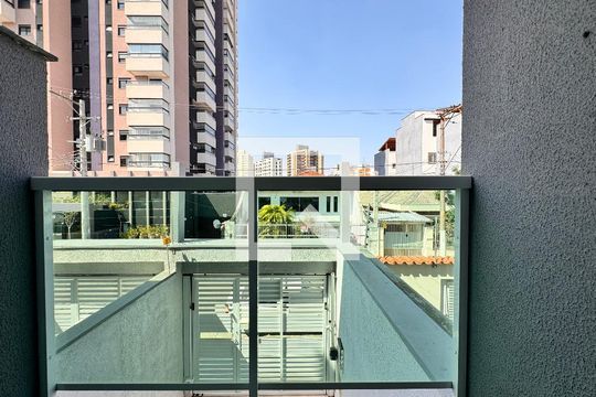 Sacada de casa à venda com 2 quartos, 150m² em Vila Santa Teresa, Santo André