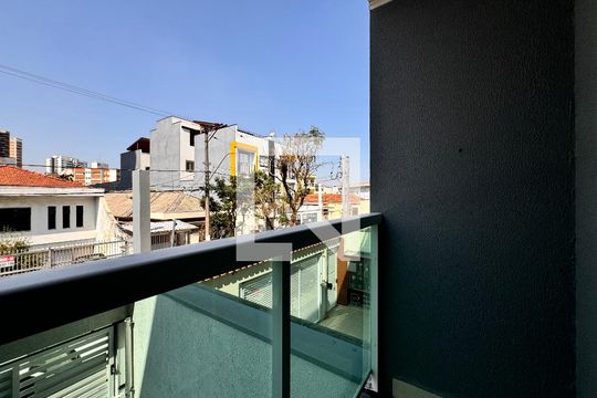 Sacada de casa à venda com 2 quartos, 150m² em Vila Santa Teresa, Santo André