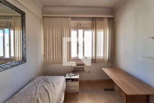 Quarto de apartamento à venda com 1 quarto, 34m² em Centro, Niterói