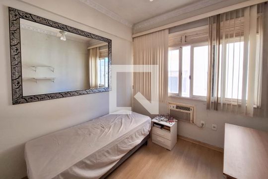 Quarto de apartamento à venda com 1 quarto, 34m² em Centro, Niterói