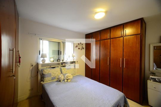 Suíte de apartamento à venda com 3 quartos, 110m² em Vila Mariana, São Paulo