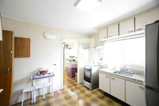 Cozinha de apartamento à venda com 3 quartos, 110m² em Vila Mariana, São Paulo